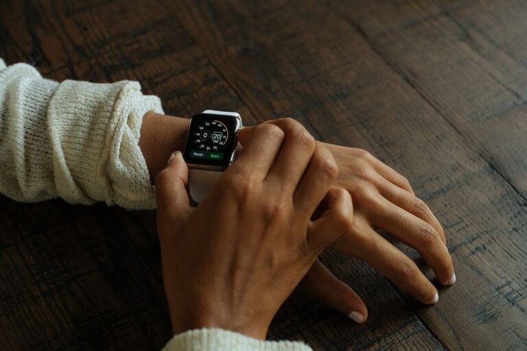 Usar El Reloj En La Mano Derecha
