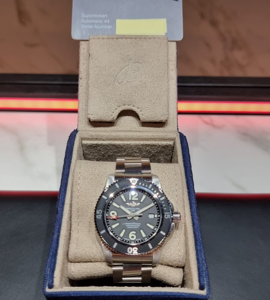 BREITLING SUPEROCEAN 44 (5)