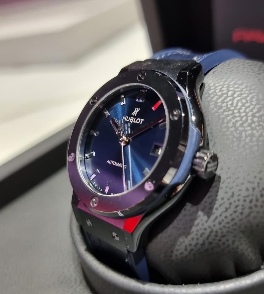 HUBLOT CERAMIC BLUE 38MM 2024 (1)