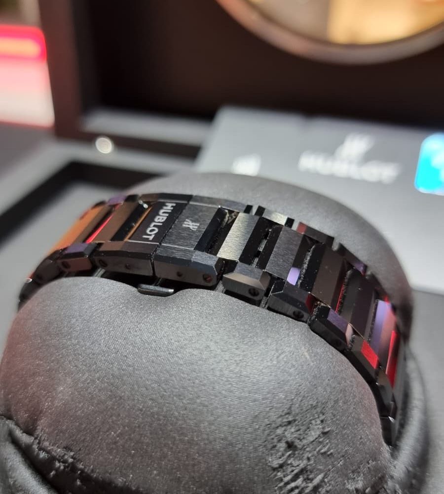 HUBLOT BIG BANG INTEGRATED ALL BLACK (8)