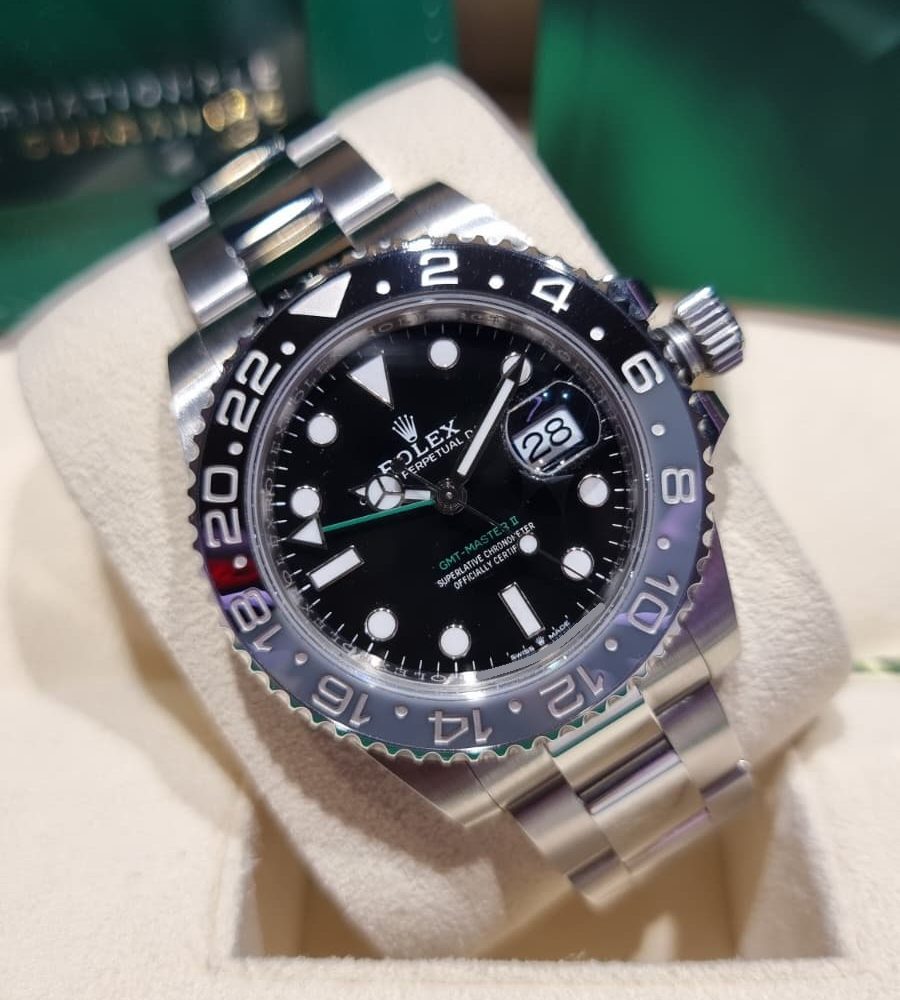 GMT MASTER II - BRUCE WAYNE (1)