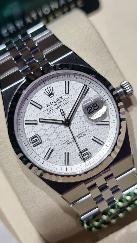 ROLEX - LAND-DWELLER 41MM (Ref.127334)