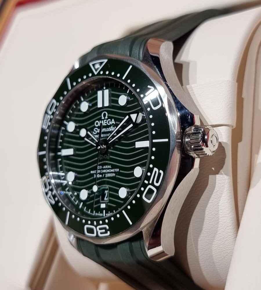 300 DIVER (2)