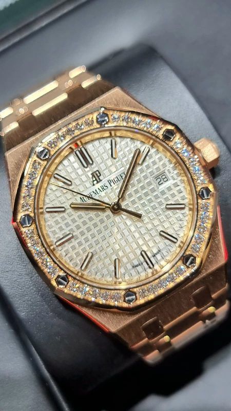 AUDEMARS PIGUET - ROYAL OAK 34mm.