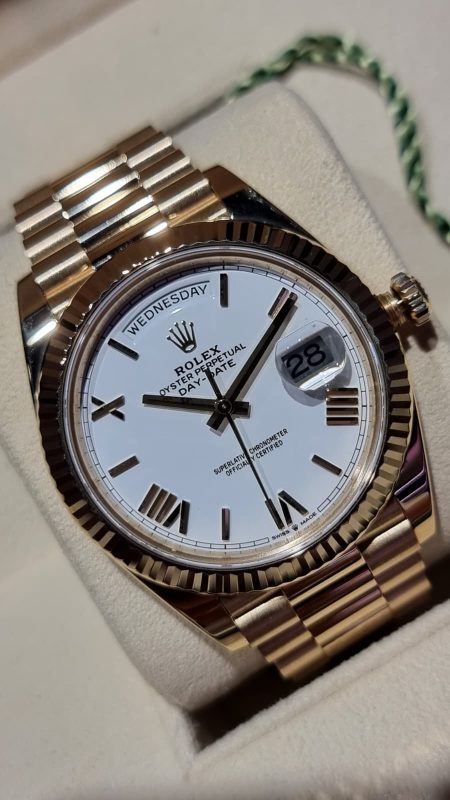 ROLEX DAY-DATE 40 - 228298