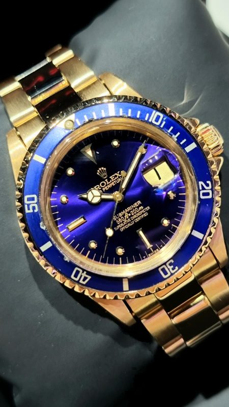 ROLEX - SUBMARINER DATE "TROPICAL PURPLE" 18K (REF. 1680/8)