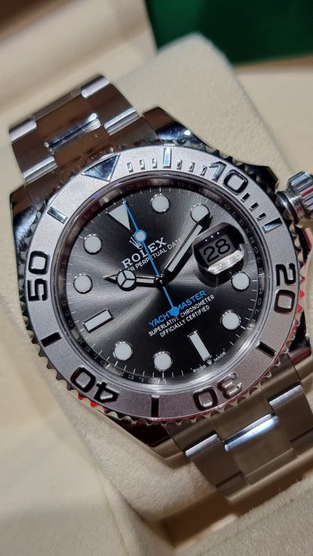 ROLEX -- YACHT-MASTER Ref:126622