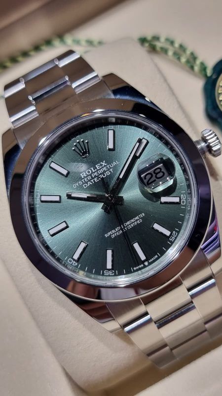ROLEX - DATEJUST 41 VERDE OYSTER (Ref. 126300)